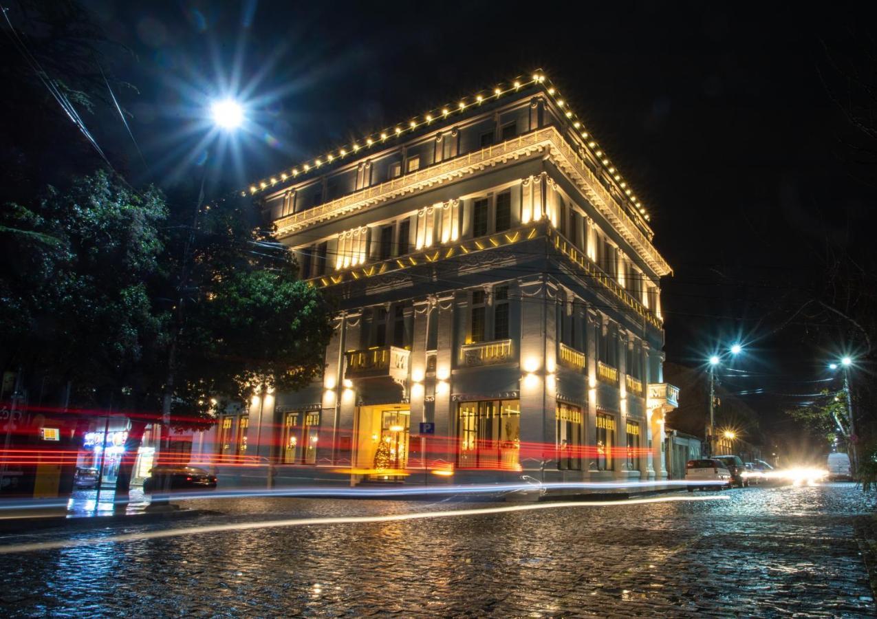 Newport Hotel Kutaisi Bagian luar foto