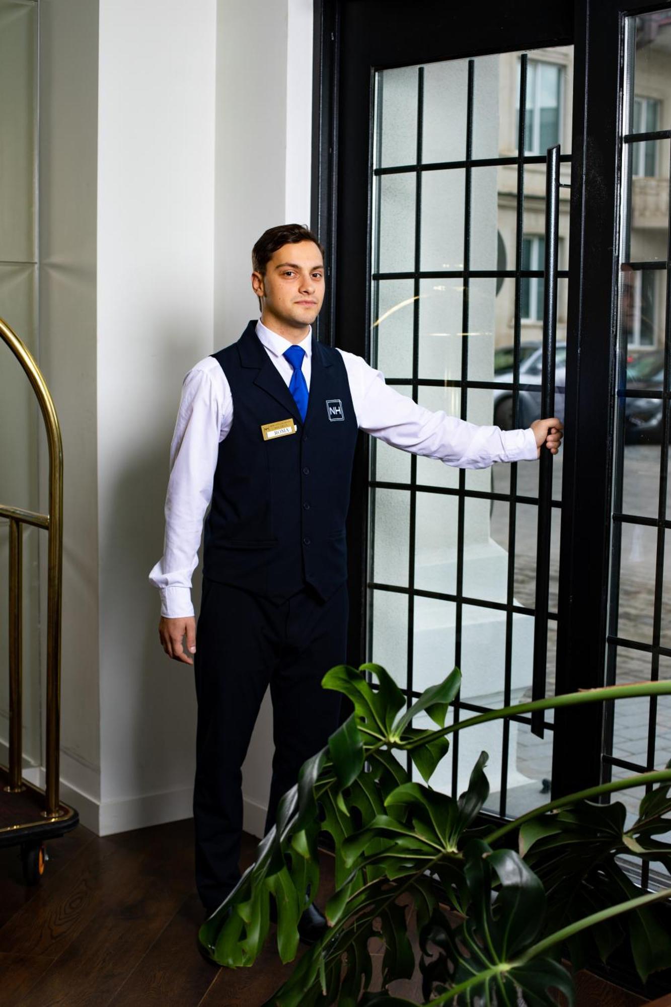 Newport Hotel Kutaisi Bagian luar foto